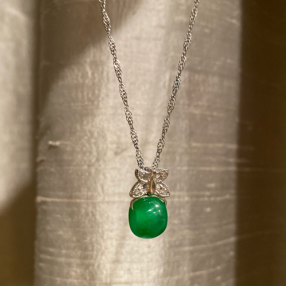 🦋✨Jade and White Gold Butterfly Pendant - NEW